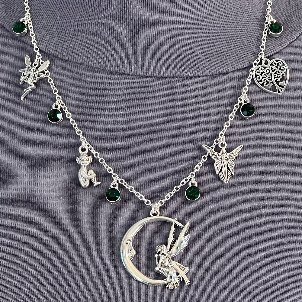 "Titania: Queen of the Faeries" Midsummer Night's Dream Handmade Fairy Necklace - Picture 3 of 16